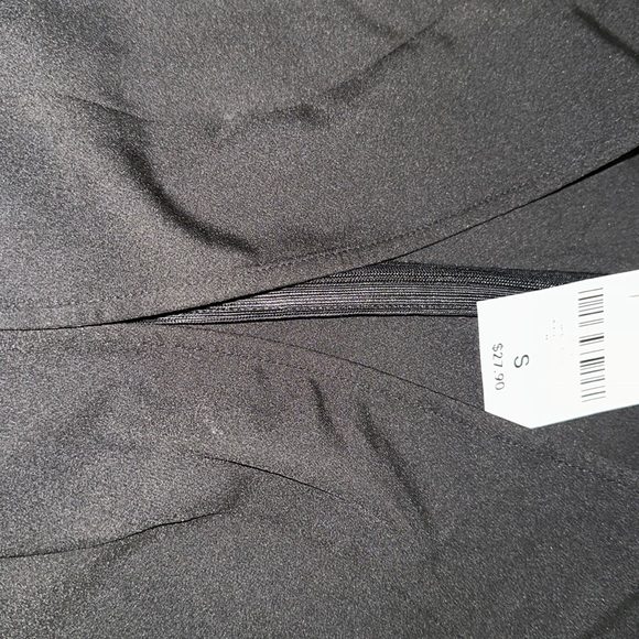 NWT Sleeveless Jumpsuit - Picture 8 of 9